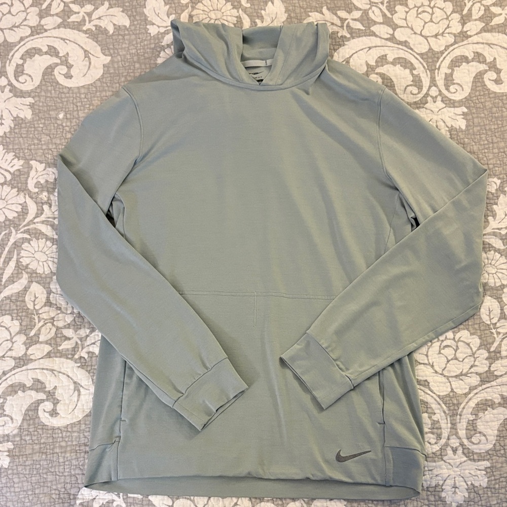 Nike Dri-Fit Yoga Sage Green Pullover Hoodie ~ Size Medium
